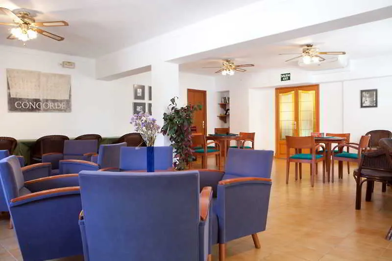 Aparthotel Niu D'Aus Porto Petro