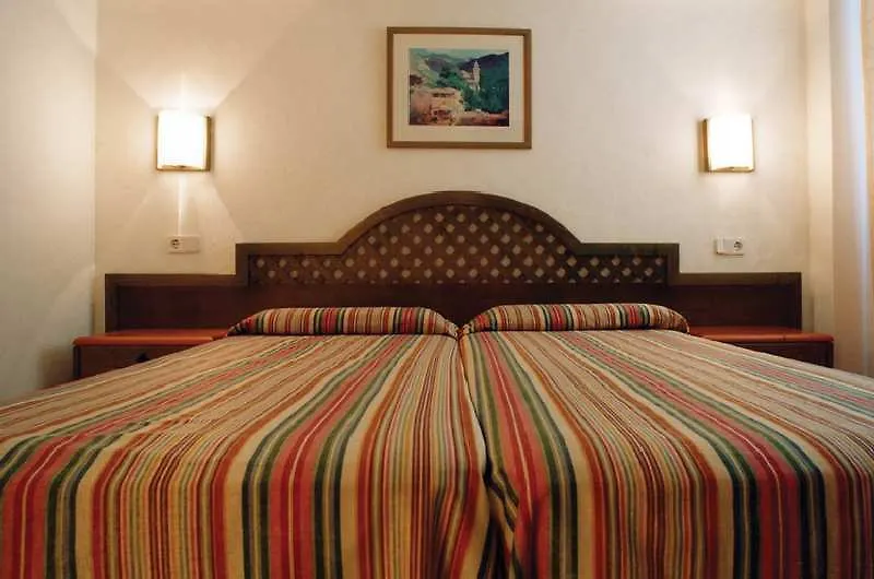 Aparthotel Niu D'Aus Porto Petro